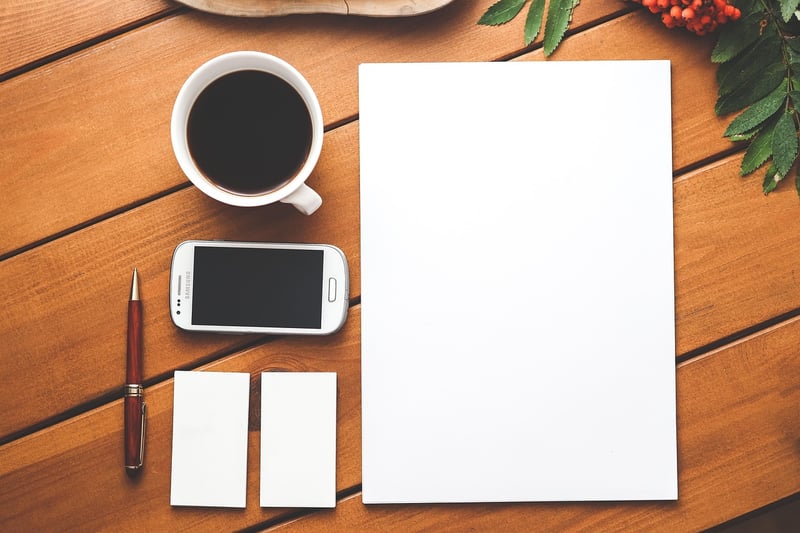 Décoration de bureau : l'impact des tableaux grand format sur l'image de marque et la productivité