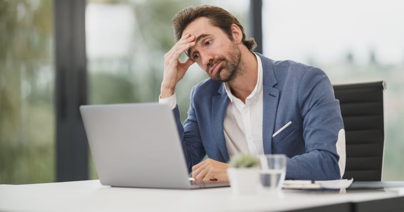 Entreprendre en France quand on est étranger : titres de séjour, dossier et aides