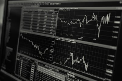 Comment le numéro INSEE facilite-t-il la gestion des données par les organismes de santé ?