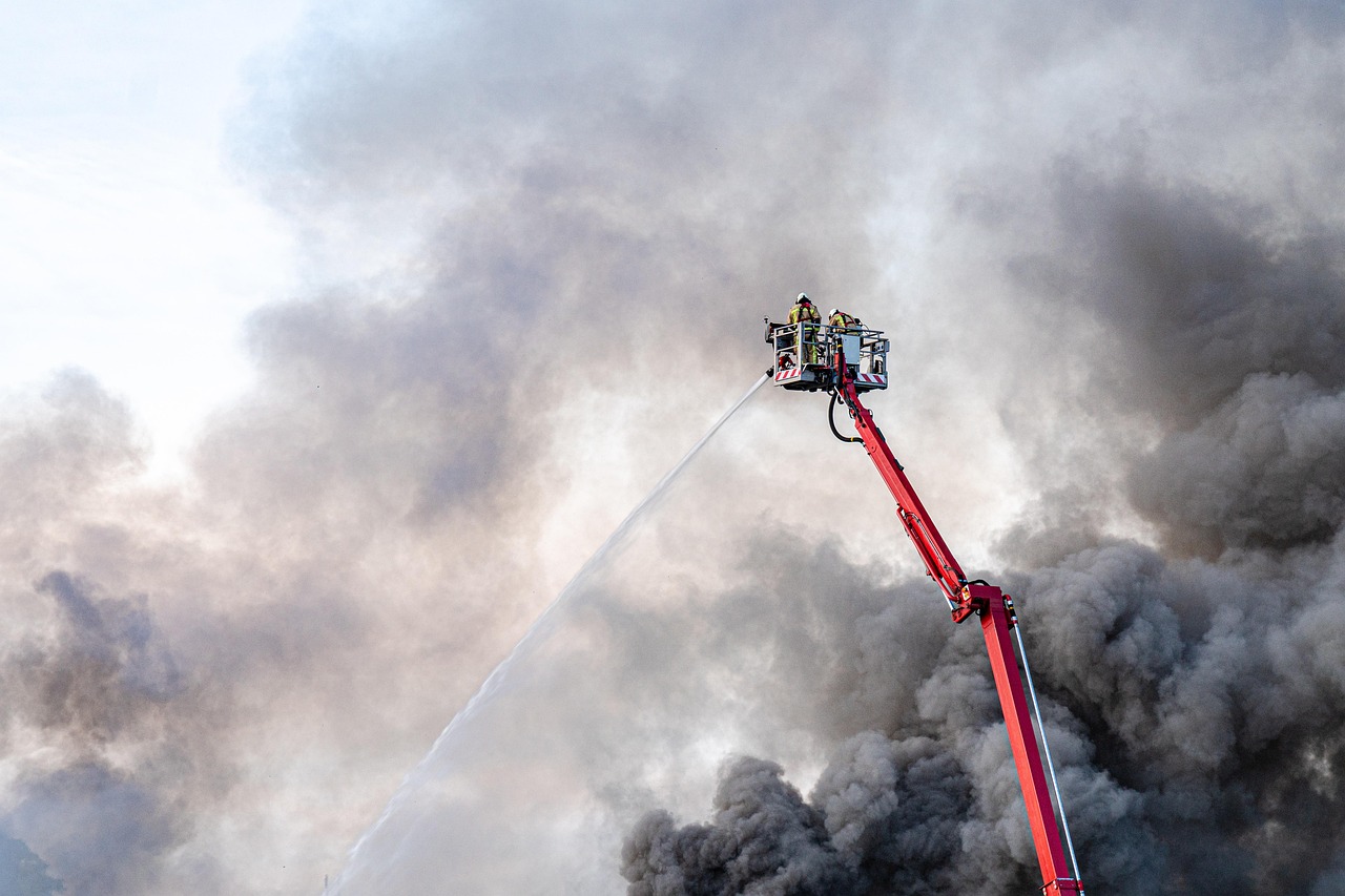 découvrez l'importance des plans d'urgence pour faire face aux imprévus. apprenez à élaborer des stratégies efficaces pour protéger vos proches et vos biens en cas de crise. informez-vous sur les étapes essentielles pour garantir la sécurité de votre famille et de votre communauté.