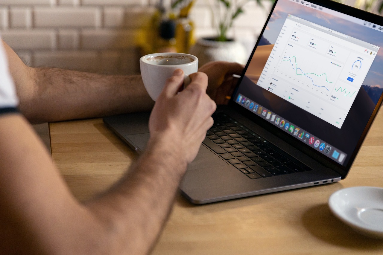 découvrez le monde du freelance : conseils, avantages, inconvénients et ressources pour réussir en tant qu'indépendant et développer votre activité professionnelle.