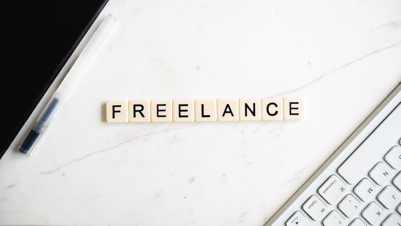 découvrez le métier de freelance : définition, avantages, conseils pour réussir, plateformes à utiliser et étapes pour se lancer en tant qu'indépendant dans votre domaine.